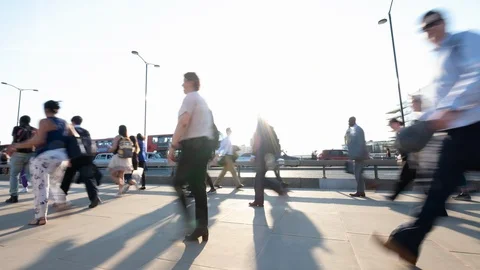 Time-lapse of commuters at rush hour Video stock 88692492