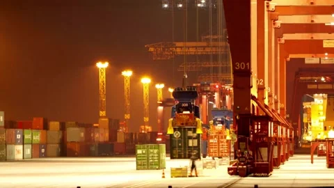 Time lapse container crane handling gantry crane or ship to shore crane loading Stock-Footage 336269660