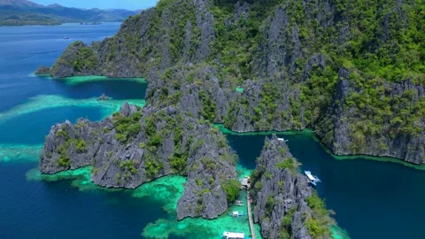 Time lapse Coron Twin Lagoon showing island landscape. Nice aerial view drone Stock Footage 333760397