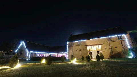 Time Lapse of a Cotswolds Barn Conversion at Night with Stars and Full Video stock 176296398