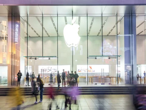 Time lapse , Crowd outside the largest Apple store in China, 스톡 동영상 74361696