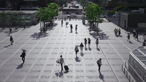 Time Lapse of crowd passing at station square in Summer. Stock Footage 65758281