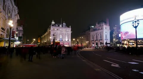 Time lapse of a crowded square, Piccadilly Circus, London Stock-Footage 20532468