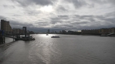 Time lapse. Dark clouds moving across the Thames River. Stock Footage 102500333