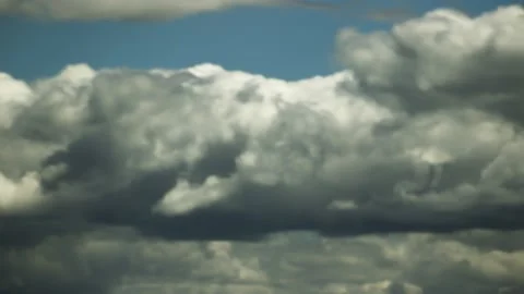 Time-lapse of dark overcast sky Видео 139055295