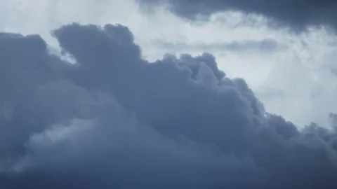 Time-lapse of dark storm clouds forming Vídeo Stock 118985398