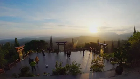 Time lapse dawn in front of the temple gate in the morning Stock Footage 158429041