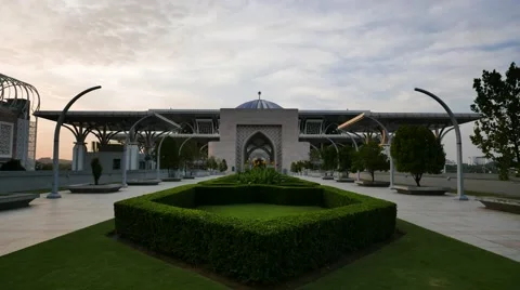 Time lapse from day to night of a Mosque at front view. Stock Footage 59897869