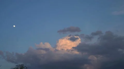 Time lapse from day to night. Sky, clouds and moon. Lausanne, Switzerland. Stock Footage 188433302