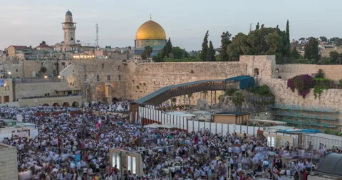 Time lapse of The Dome of the Rock and the western wall, Jerusalem, Israel Stock Footage 220100472