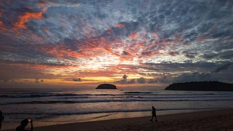 Time lapse Dramatic Skies over a Peaceful Beach Stock-Fotos
