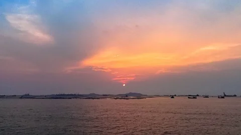 Time lapse of dramatic sky at sea with Si Chang island backgrond, Zoom in shot Stock Footage 126714993