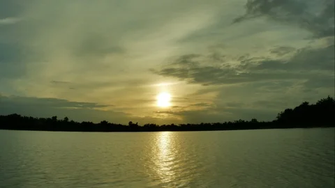 Time Lapse of Dramatic sky with stormy clouds before rain and thunderstorm. Video stock 94212222