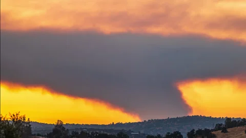 Time Lapse of Dramatic Smoke Plume in California's Sierra Nevada Stock Footage 278788139