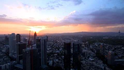 Time-lapse of a dramatic sunset in Frankfurt Stock-Footage 101843550