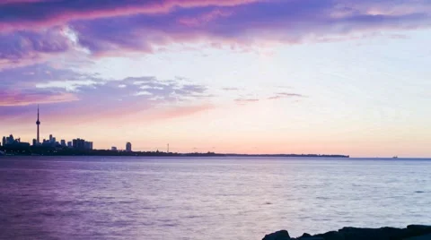 Time lapse dramatic Toronto sunrise day  from Sheldon Lookout 库存影片 56164302