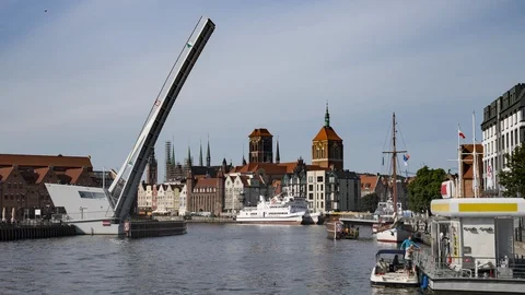 Time lapse of the drawbridge on the river in Gdansk. Stock Footage 110936685