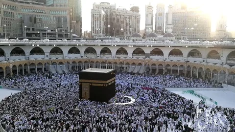 Time lapse during tawaf at kaaba Stock Footage 86721841
