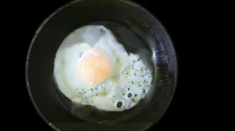 Time lapse egg in Frying pan Stock Footage 582634