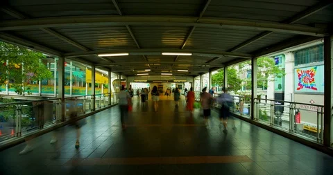 Time lapse of Erawan Shrine area in Bangkok, Thailand. Stock Footage 115067755