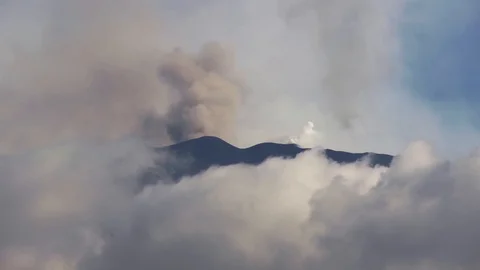 Time lapse of an eruption of Mount Etna Stock Footage 125985942