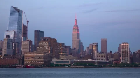 Time-Lapse. From evening to night. New York city skyline Stock Footage 66580157