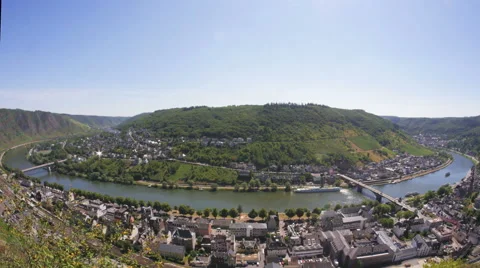 Time lapse of famous town Cochem in Germany. 4K and HD Video stock 52489982