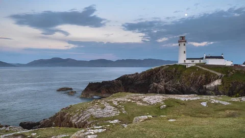 Time Lapse of Fanad Lighthouse, county Donegal, Ireland 動画素材 90668492