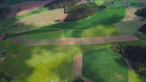 Time lapse of fast moving cloud shadows in a rural environment, drone shot. 스톡 동영상 139315067