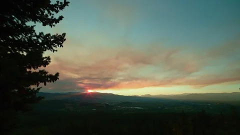 Time Lapse fir tree red blood orange sunset smoke ominous eagle creek fire Stock Footage 81573024