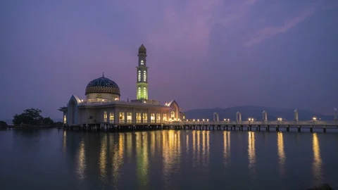 Time Lapse Of Floating Mosque At Pangkor Island,Malaysia During Haze Season. Stock Footage 121171653