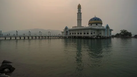 Time Lapse Of Floating Mosque At Pangkor Island,Malaysia During Haze Season. Stock Footage 121174240