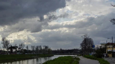 Time Lapse Of the Florence's Arno river (from Albereta) Vídeos de archivo 87850237