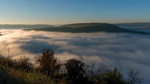 Time lapse of Fog over the river at sunrise Stock Footage 119081809