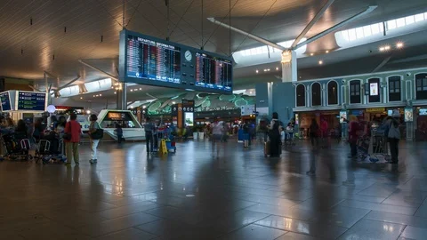 Time lapse footage of busy crowd people in KLIA Stock Footage 101067683