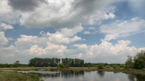 Time lapse footage of stormy clouds moving on the sky. Stock Footage 109304793