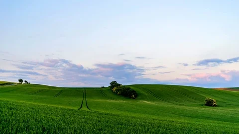 Time-lapse footage of sunset over beautiful rural countryside. Stock Footage 90335080