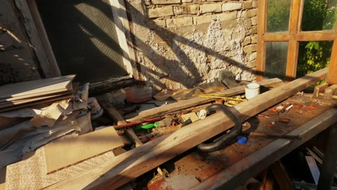 Time lapse footage, tools on old work desk Video stock 138752226