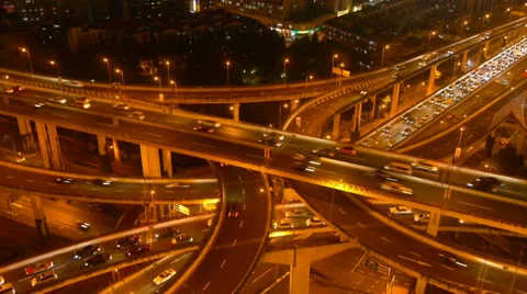 Time lapse of freeway busy city rush hour heavy traffic jam highway at night. Stock-Footage 33611036
