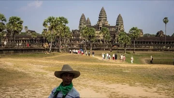 Time lapse in front of Angkor Wat 12.02.2018 (daylight) 库存影片 85734367