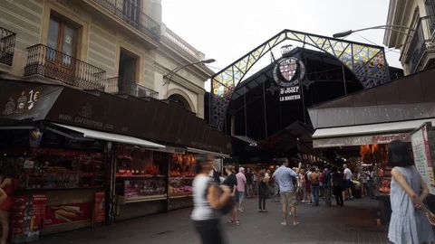 Time lapse in front of La Boqueria's Main entrance in a sunny day Stock Footage 96316272