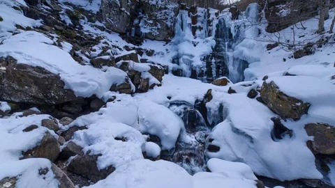 Time lapse frozen waterfall Stock Footage 83468270