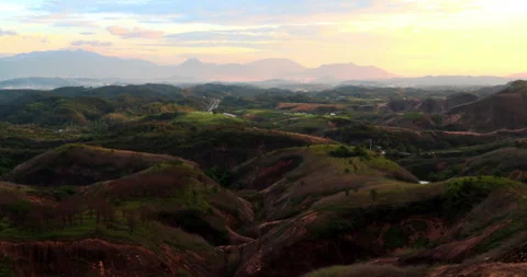 Time lapse of Gaoyi Ridge Danxia landform Видео 295582528