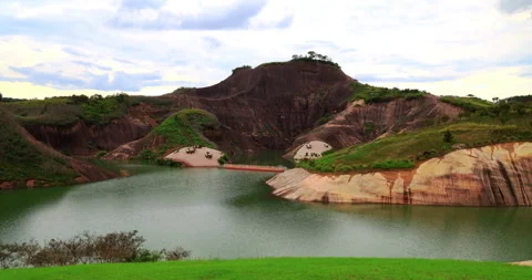 Time lapse of Gaoyi Ridge Danxia landform Видео 295583367