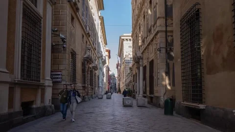 Time lapse Via Garibaldi with people walking, Genoa, Italy, May 23, 2026 Видео 335634846