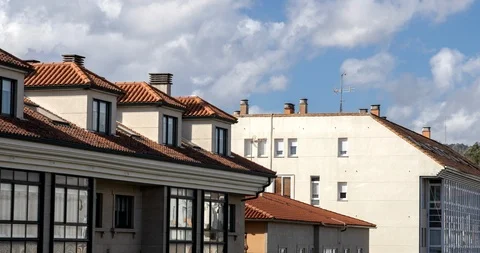 Time lapse of generic Apartment Building with cloudy sky Video stock 103814499