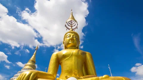 Time Lapse Gold Buddha Statue In Wat Chiang Yeun Temple Of Chiang Mai, Thailand Stock Footage 42225748
