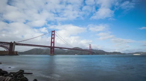 Time Lapse - Golden Gate Bridge in Fog Video stock 48430946