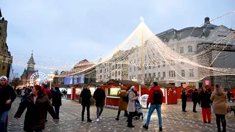 Time lapse of Group of people on square in city centre. Christmas market. Stock Footage 230933692