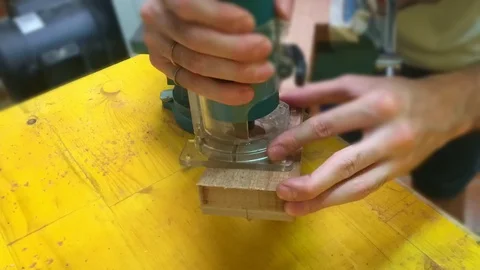 Time lapse of guitar maker making an acoustic guitar 動画素材 113889045